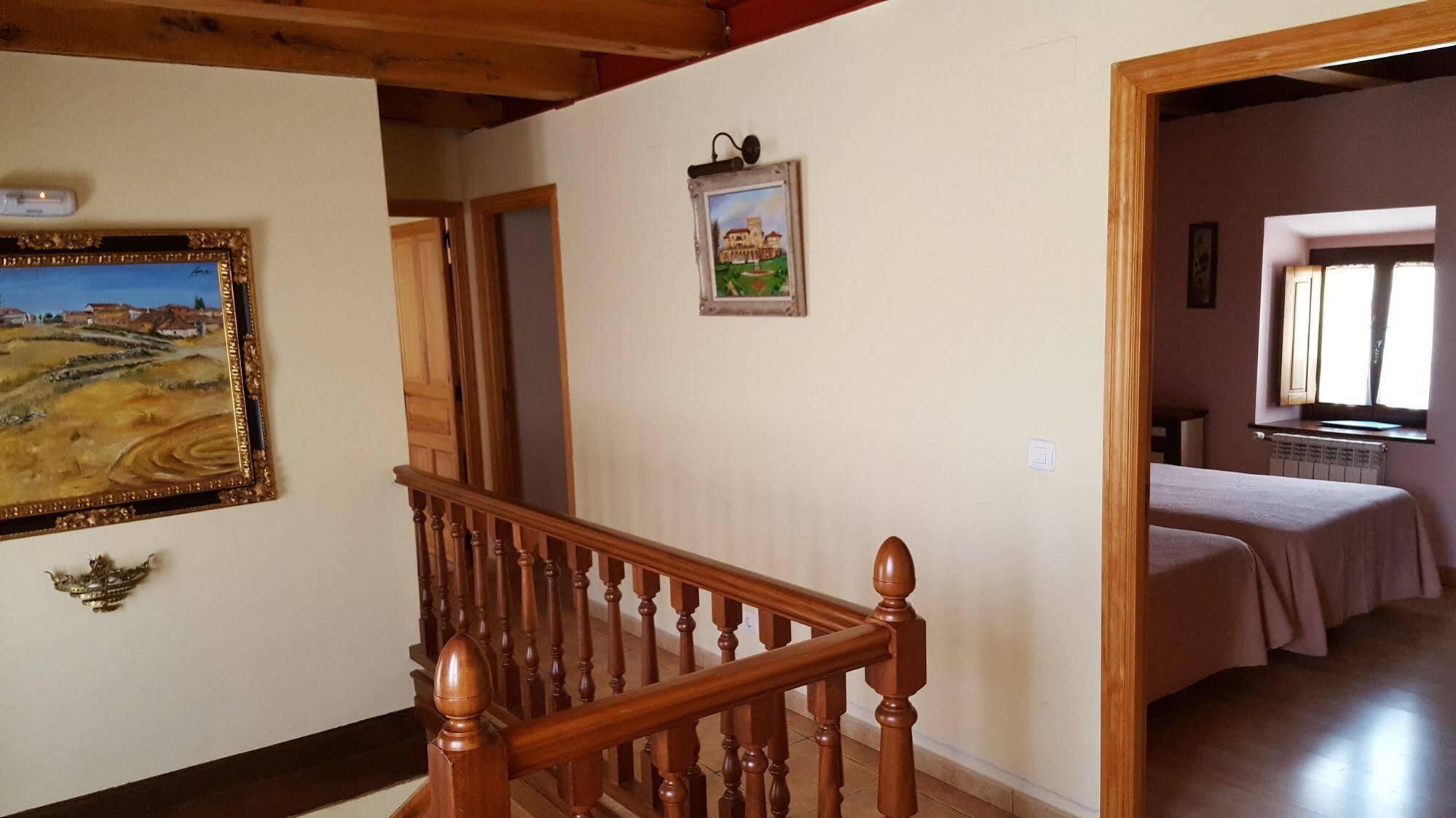 Casa Fuente Del Val 2* Prádanos de Ojeda